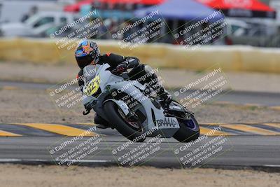 media/Jan-15-2023-SoCal Trackdays (Sun) [[c1237a034a]]/Turn 2 Set 1 (1145am)/